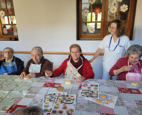 Taller Mona de Pascua 2025 (14)